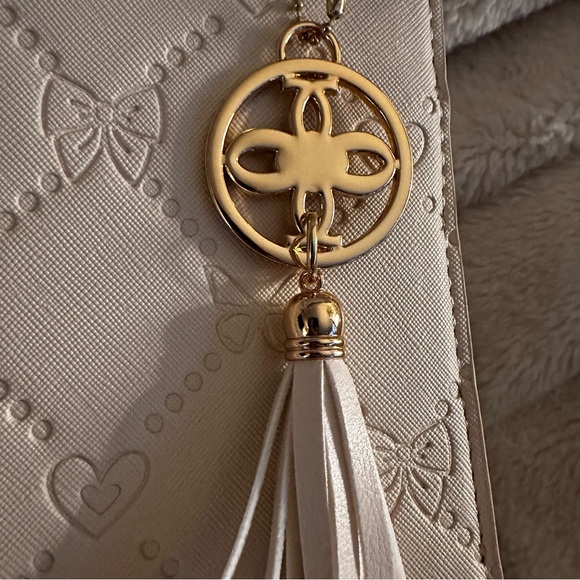 Crossi Beige Crossbody Bag: NWT - Picture 4 of 13